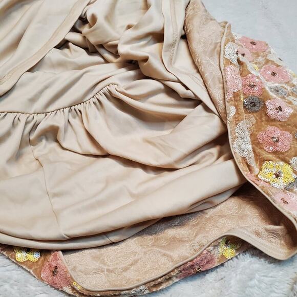 NWT Cider Beige Velvet Sequin Flowers Romantic Spring Strapless Mini Dress 3XL - Picture 9 of 16